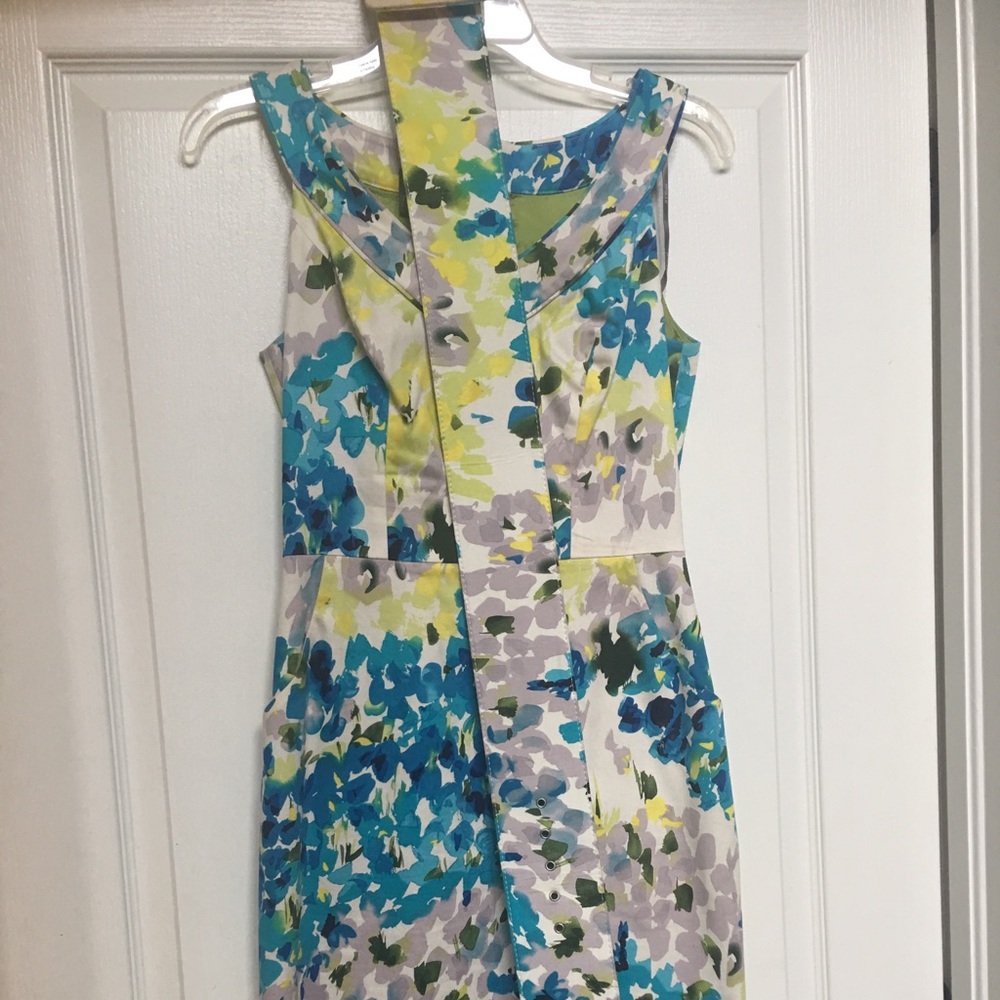 Dress - Picture 1 of 2